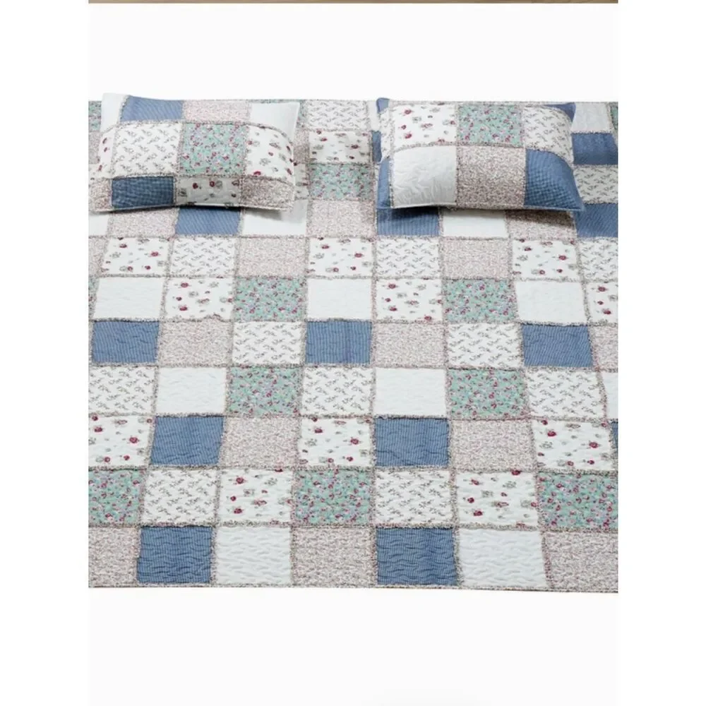 Cottage Farmhouse Patchwork Queen Rag Quilt Set Printed Floral Pattern Country